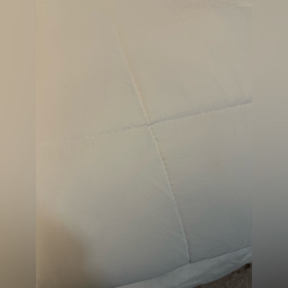 Hypoallergenic Down Alternative Light Warmth Microfiber Comforter Full/Queen - Picture 5 of 7